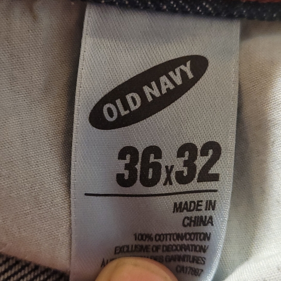 OLD NAVY - Men's Loose Fit Jeans - Picture 6 of 6